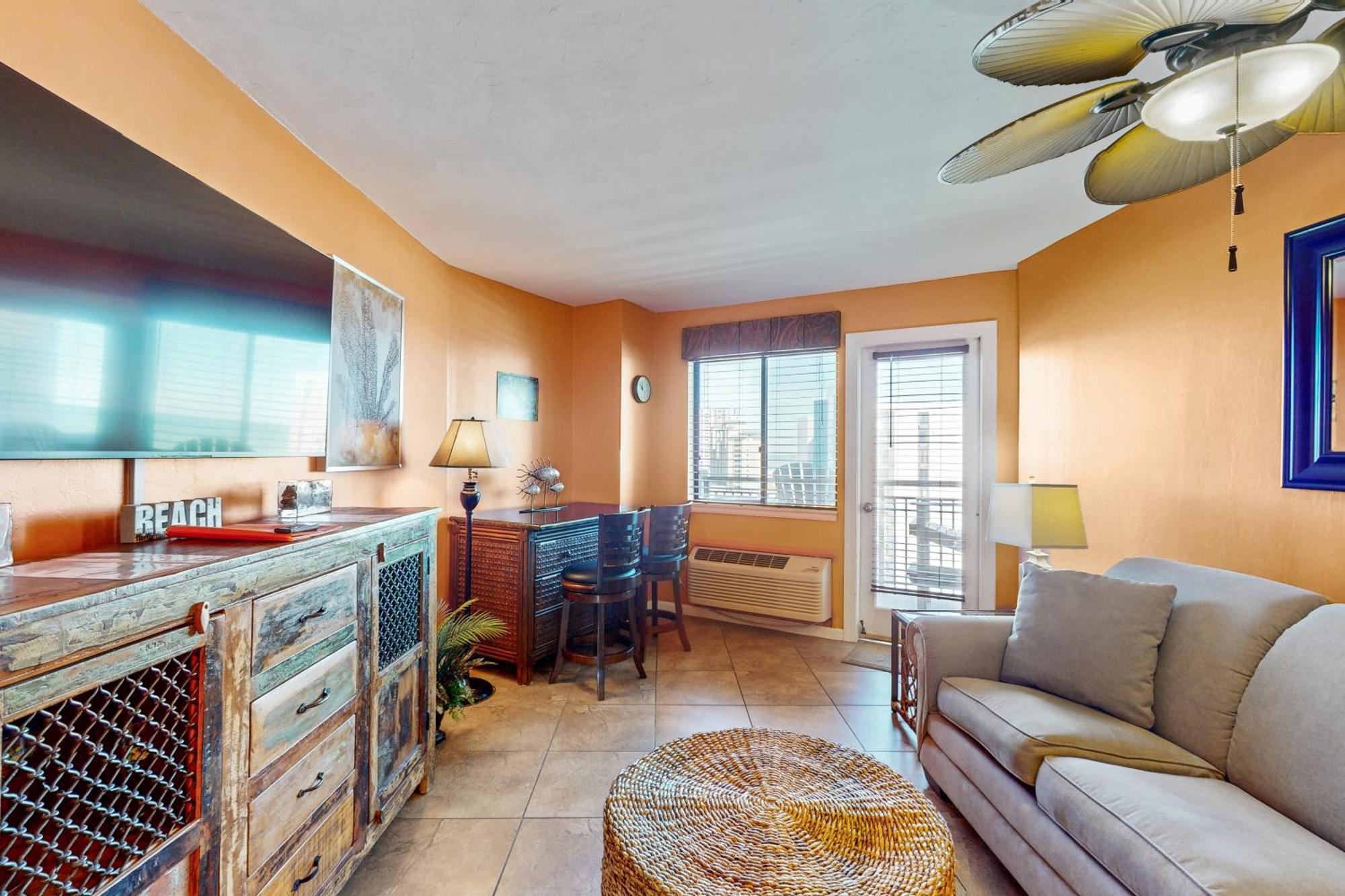 Ocean Breezes Apartment Миртъл Бийч Екстериор снимка