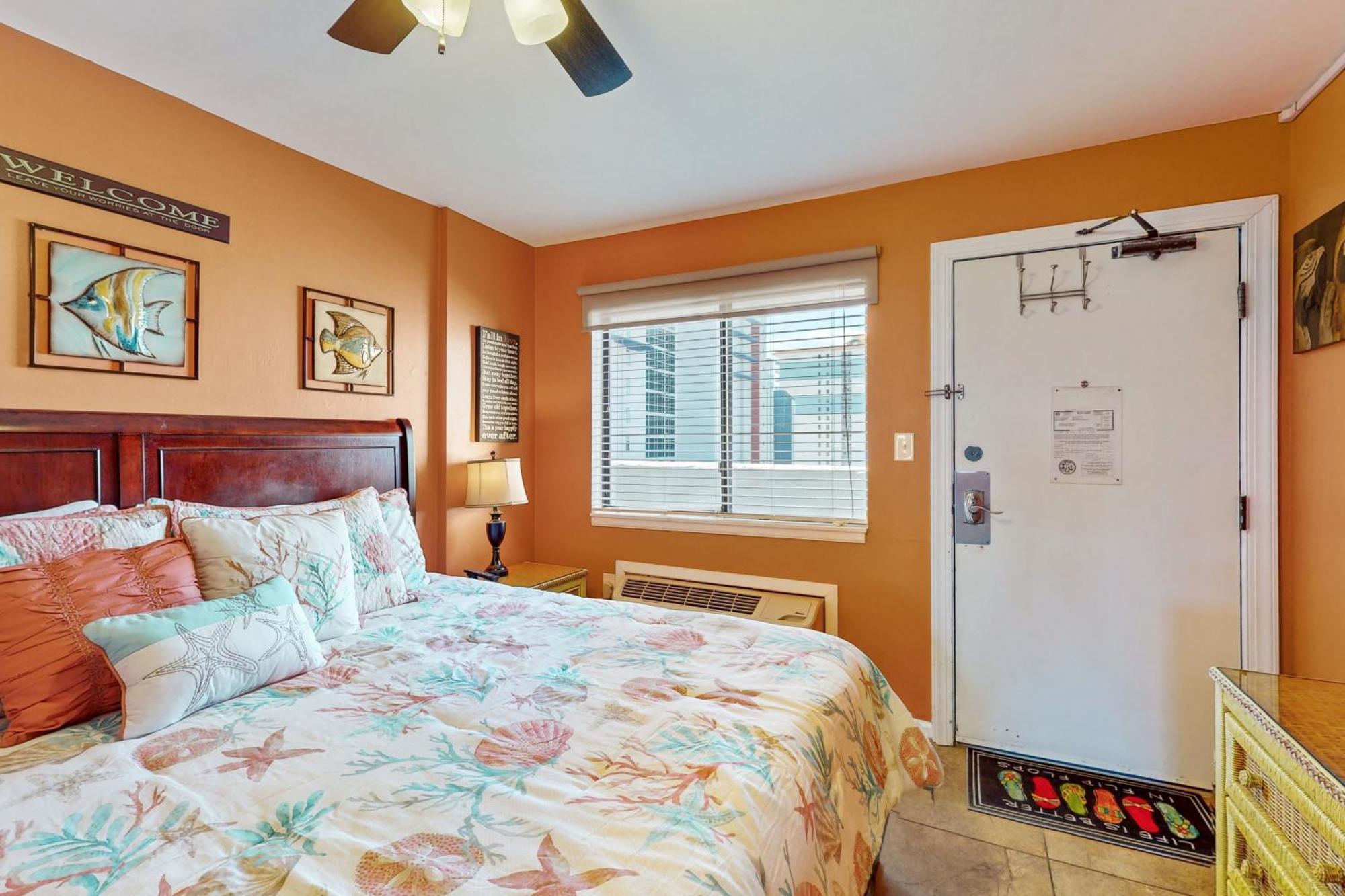 Ocean Breezes Apartment Миртъл Бийч Екстериор снимка